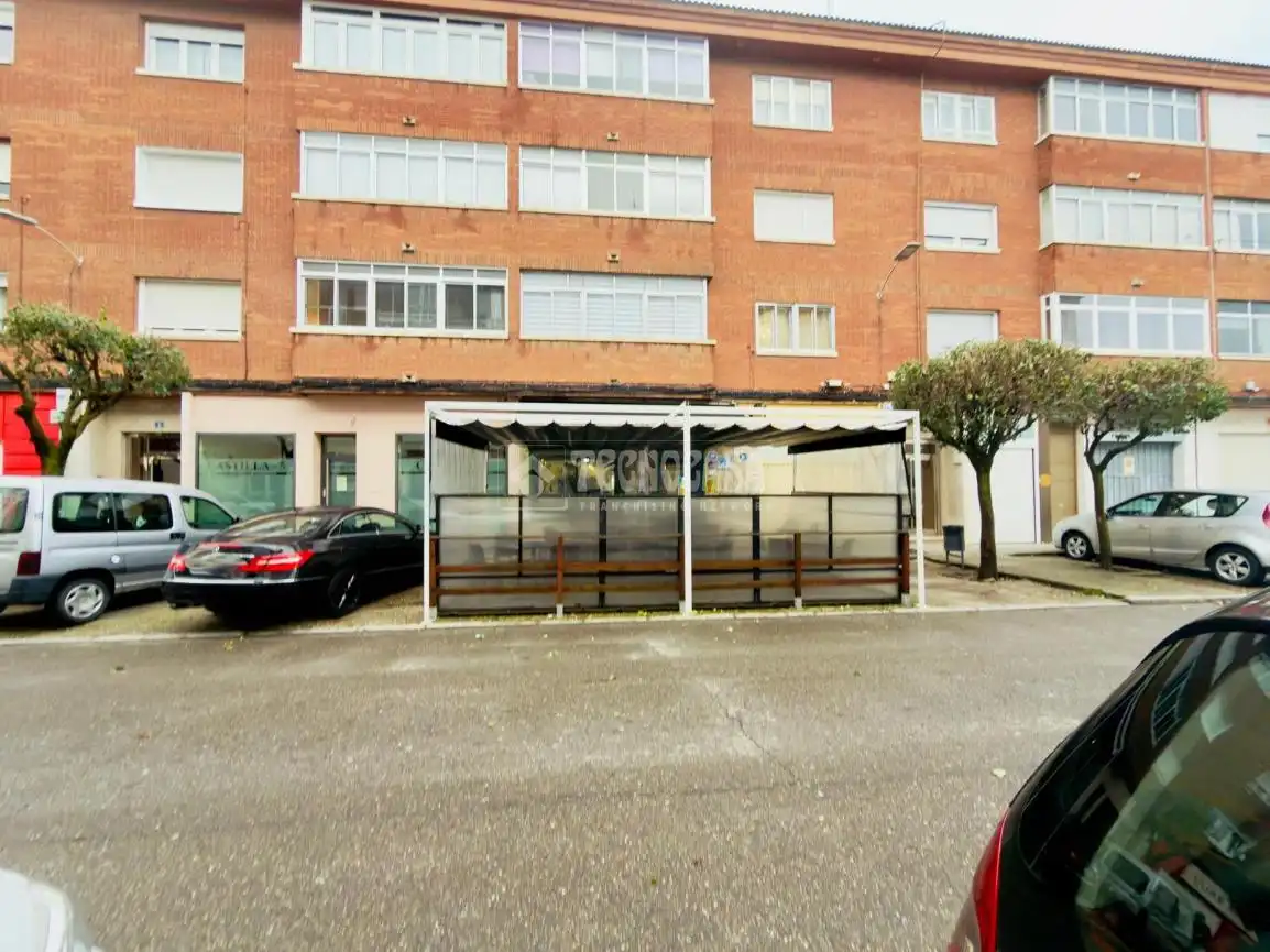 Local comercial en venta en Laguna de Duero
