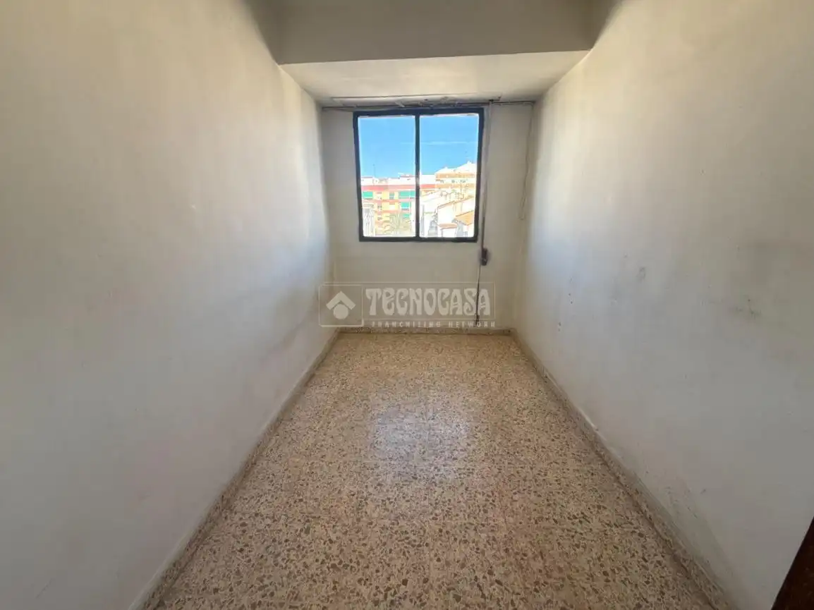 Bedroom of Flat for sale in Paterna
