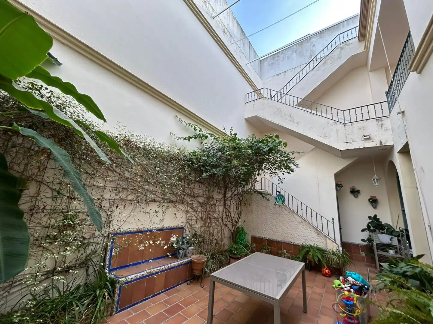 Casa adosada en venta en Carmona