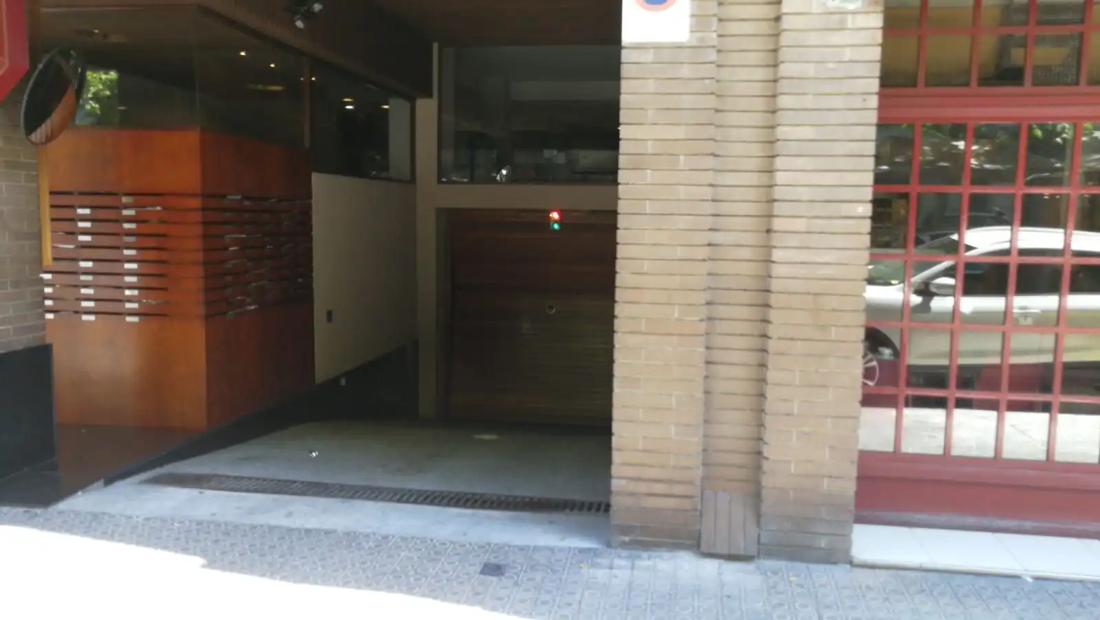 Garage zur Miete in Passeig de Pere III, 87, Centre - Passeig i Rodalies