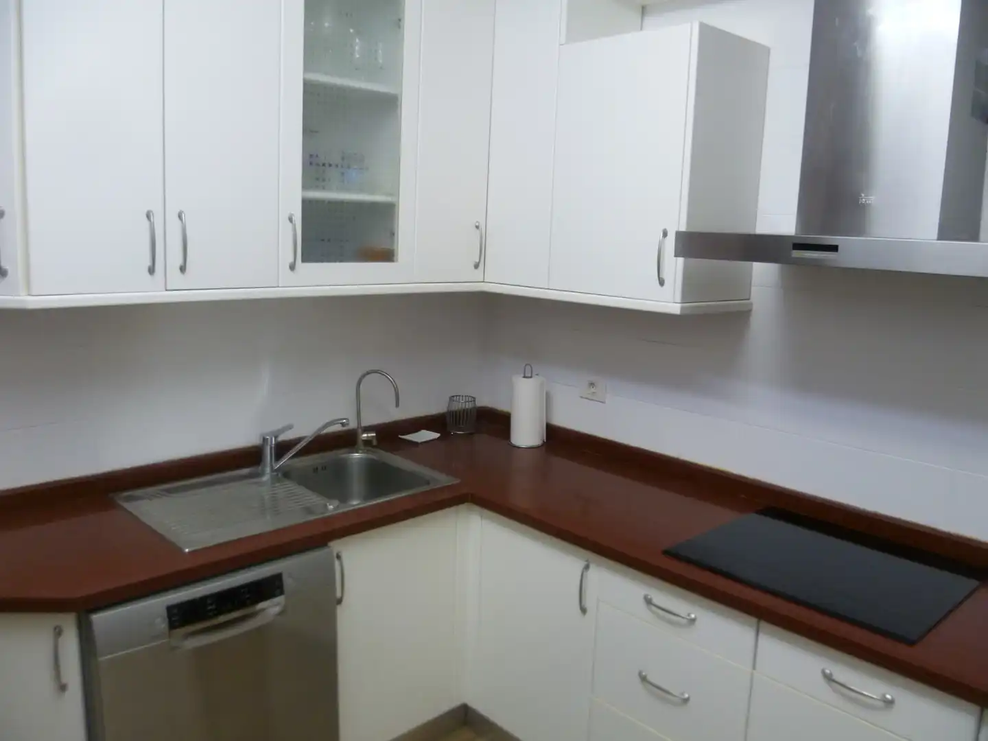 Cuina de Pis de lloguer en Santa Cruz de Tenerife amb Parquet, Moblat i Forn