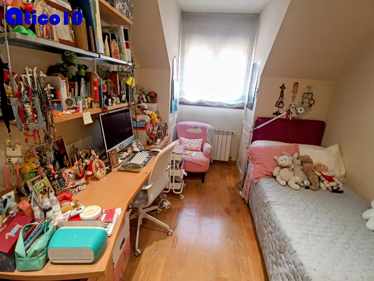 Bedroom of Attic for sale in Oviedo   with Heating, Parquet flooring and Terrace