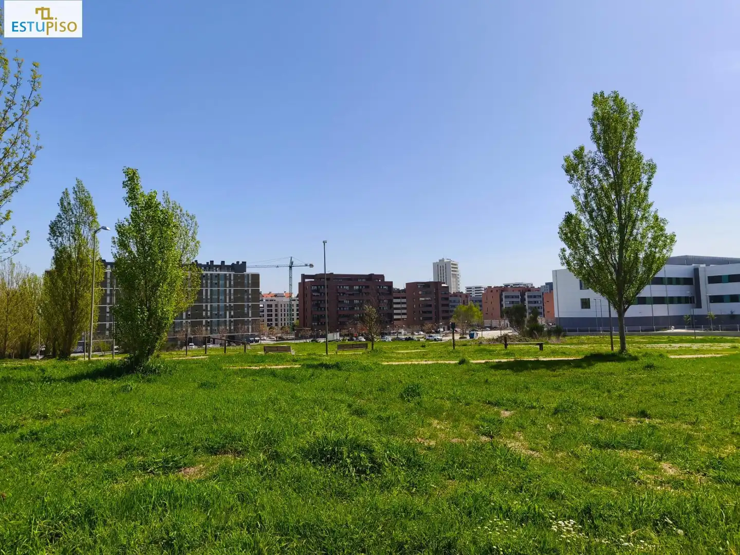 Piso en venta en Vitoria - Gasteiz con Calefacción, Jardín privado y Terraza