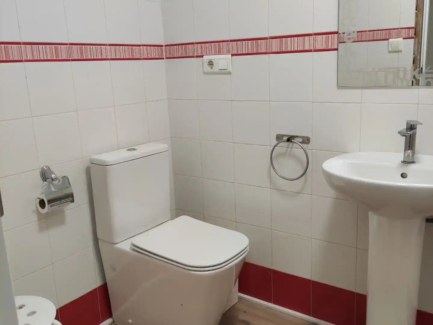 Badezimmer von Wohnungen zur Miete in Punta Umbría