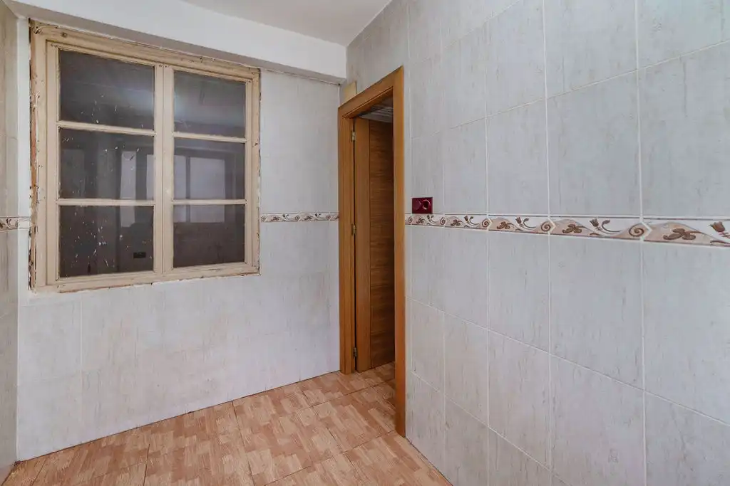 Bany de Pis en venda en Elche / Elx