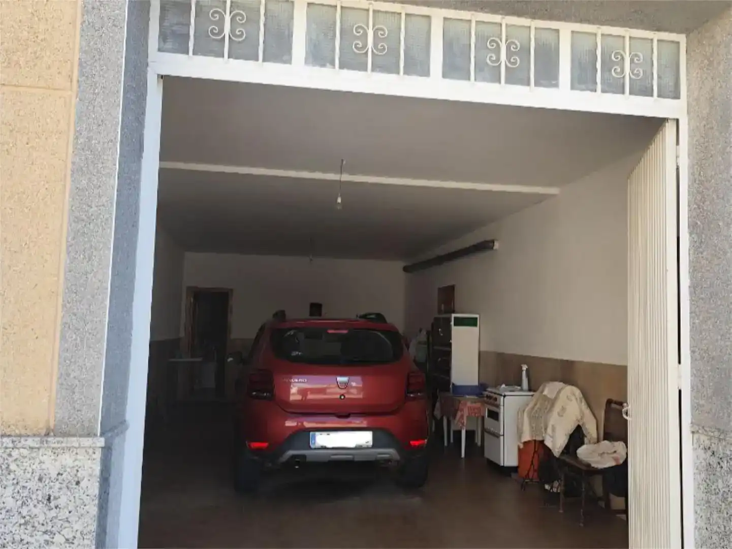 Parking de Piso en venta en Vianos con Trastero, Amueblado y Balcón