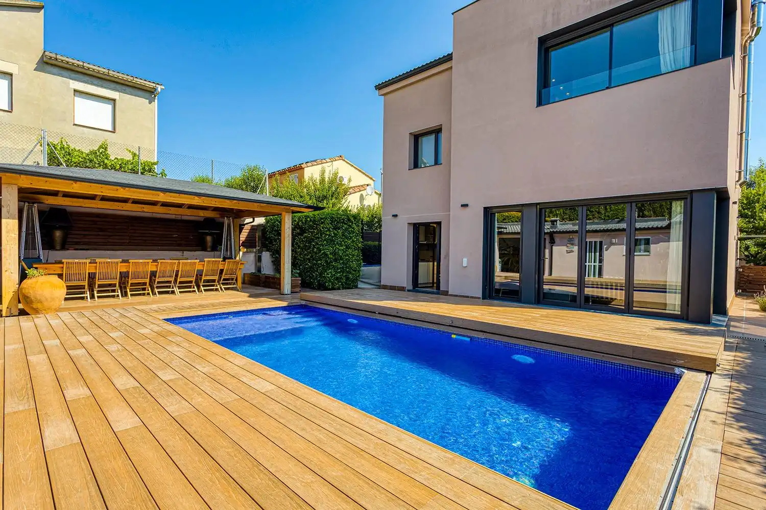 Piscina de Casa o xalet en venda en La Torre de Claramunt amb Jardí privat, Terrassa i Traster