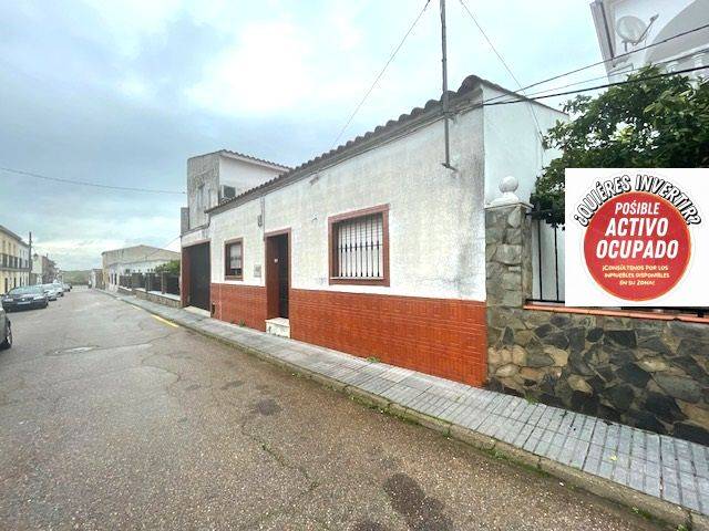 Casa adosada en Venta en La Roca de la Sierra