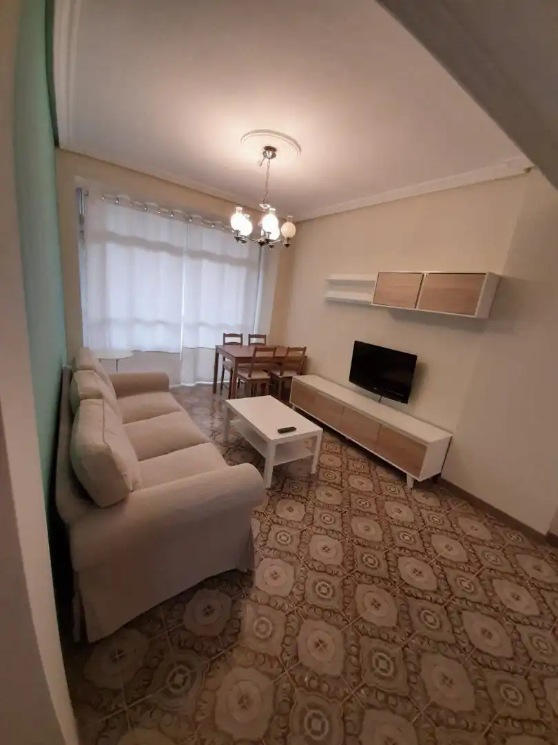 Flat with lift to rent in Casco Antiguo