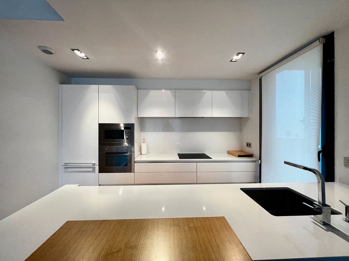 Cuina de Pis de lloguer en Vitoria - Gasteiz amb Calefacció, Traster i Moblat