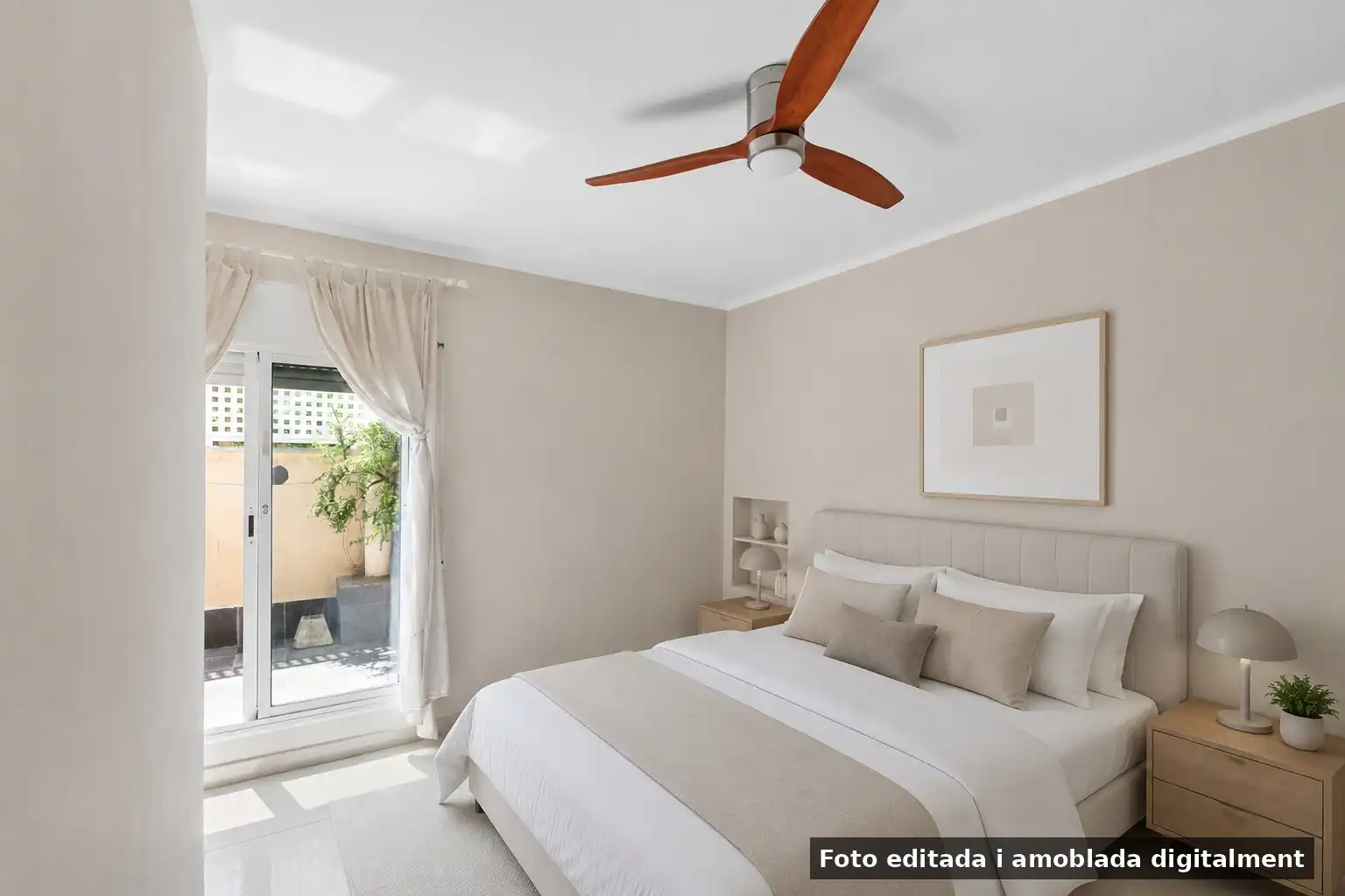 Dormitori de Casa o xalet en venda en Barcelona amb Aire condicionat, Calefacció i Terrassa