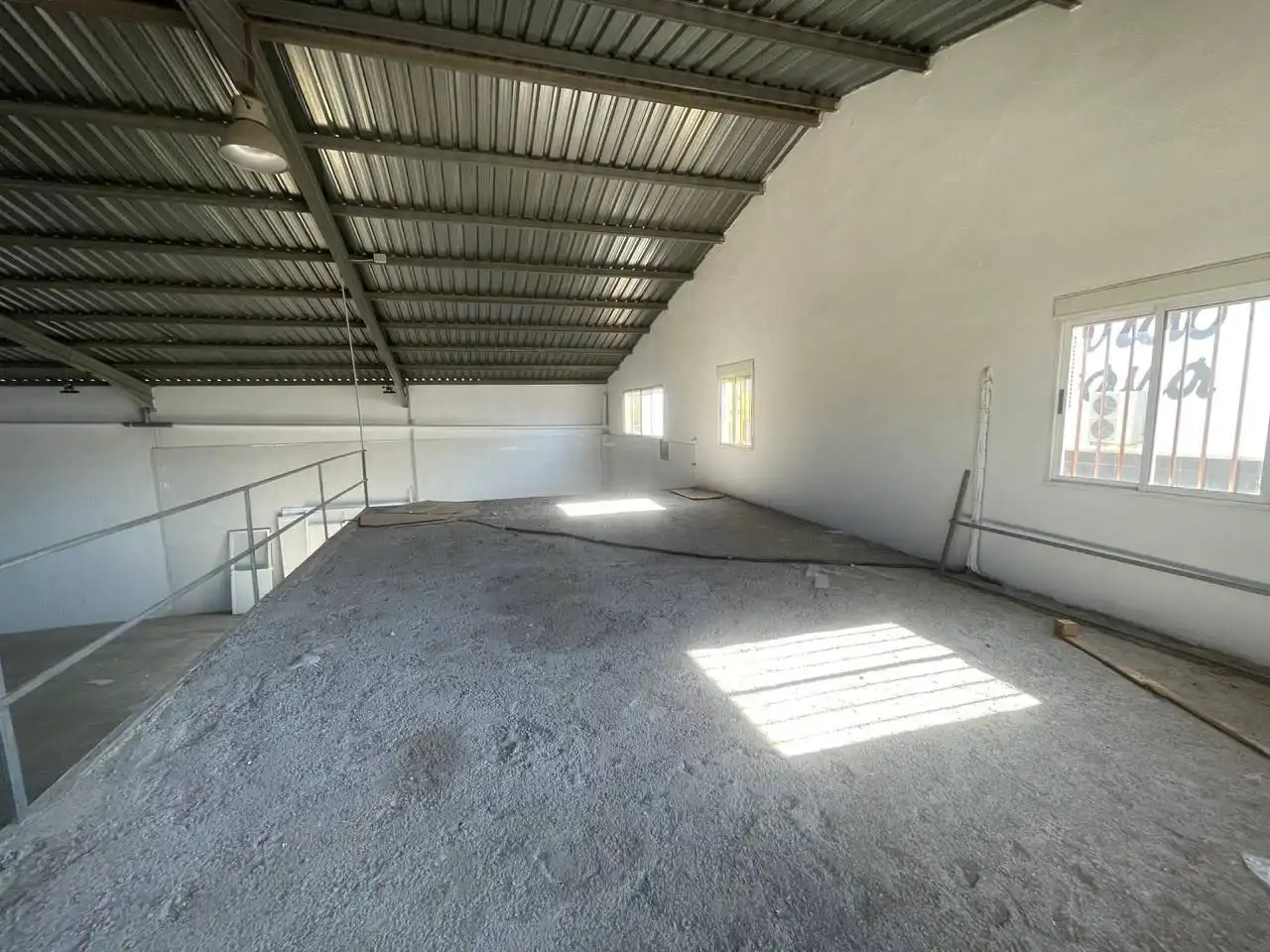 Fabrikhallen zur Miete in Torredonjimeno