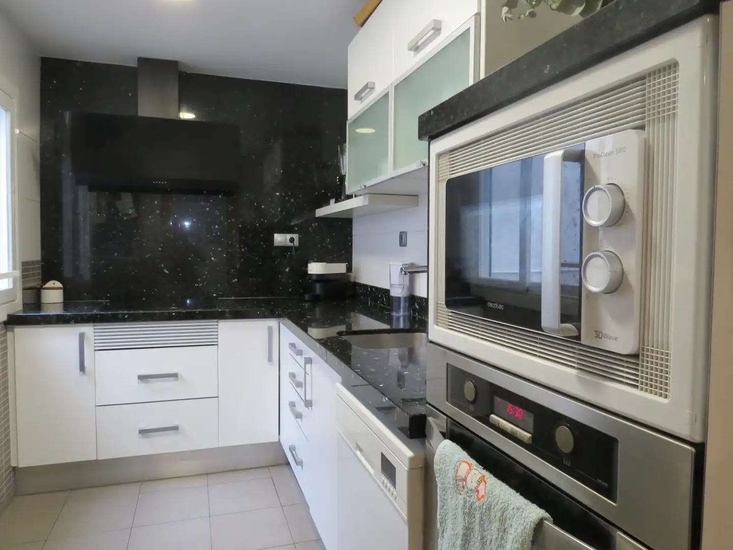 Cuina de Dúplex en venda en Mataró amb Aire condicionat, Calefacció i Terrassa