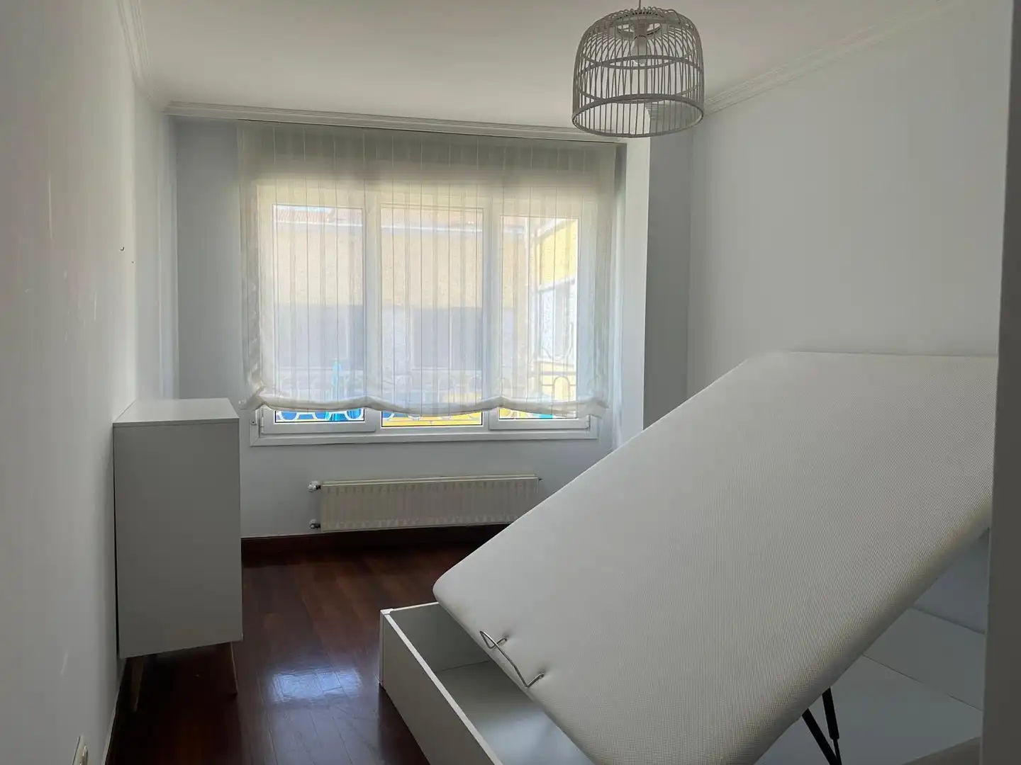 Appartamento con ascensore in affitto a Calle URGULL, imagen 3