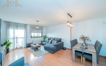 Living room of Flat for sale in Arroyomolinos (Madrid)  with Air Conditioner and Terrace