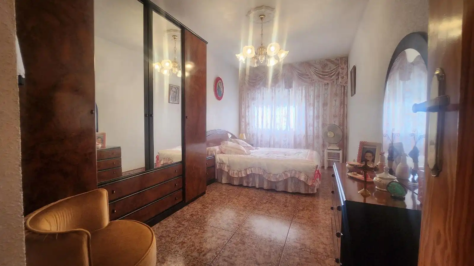 Schlafzimmer von Residential zum Verkauf in Hormigos