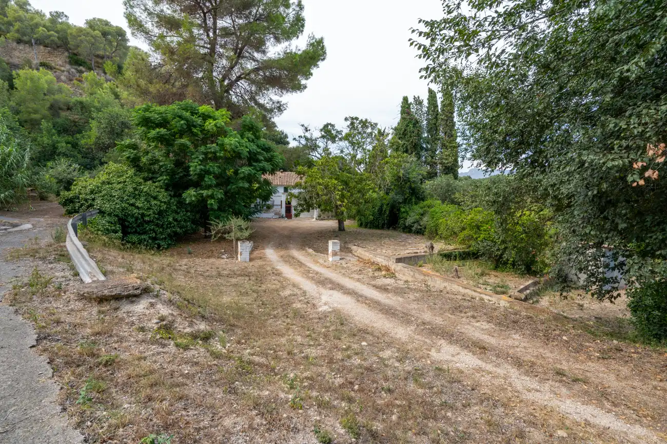 Country homes for sale in C-12, Aldover