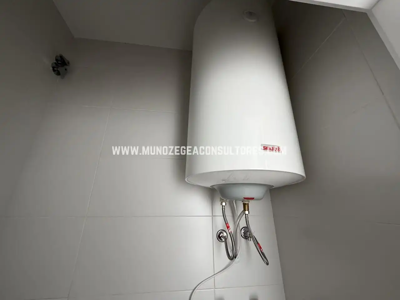 Badezimmer von Haus oder Chalet zur Miete in Rute mit Klimaanlage und Möbliert