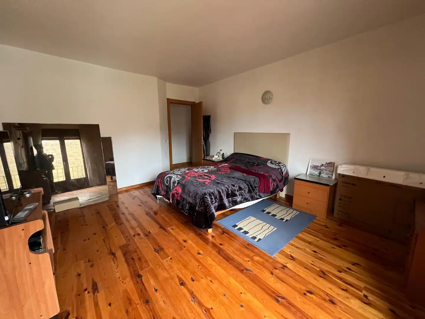 Habitación de Finca rústica en venta en Santibáñez del Val con Jardín privado, Parquet y Terraza
