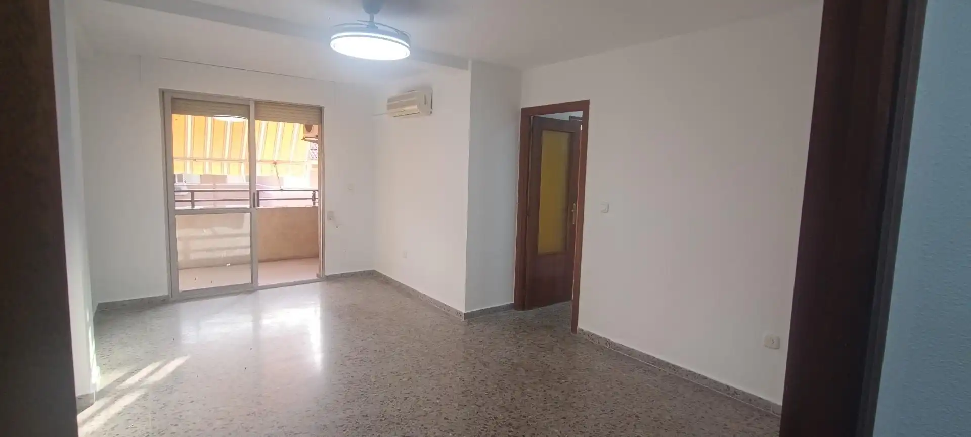 Flat for rent in Murcia  with Air Conditioner, Private garden and Terrace