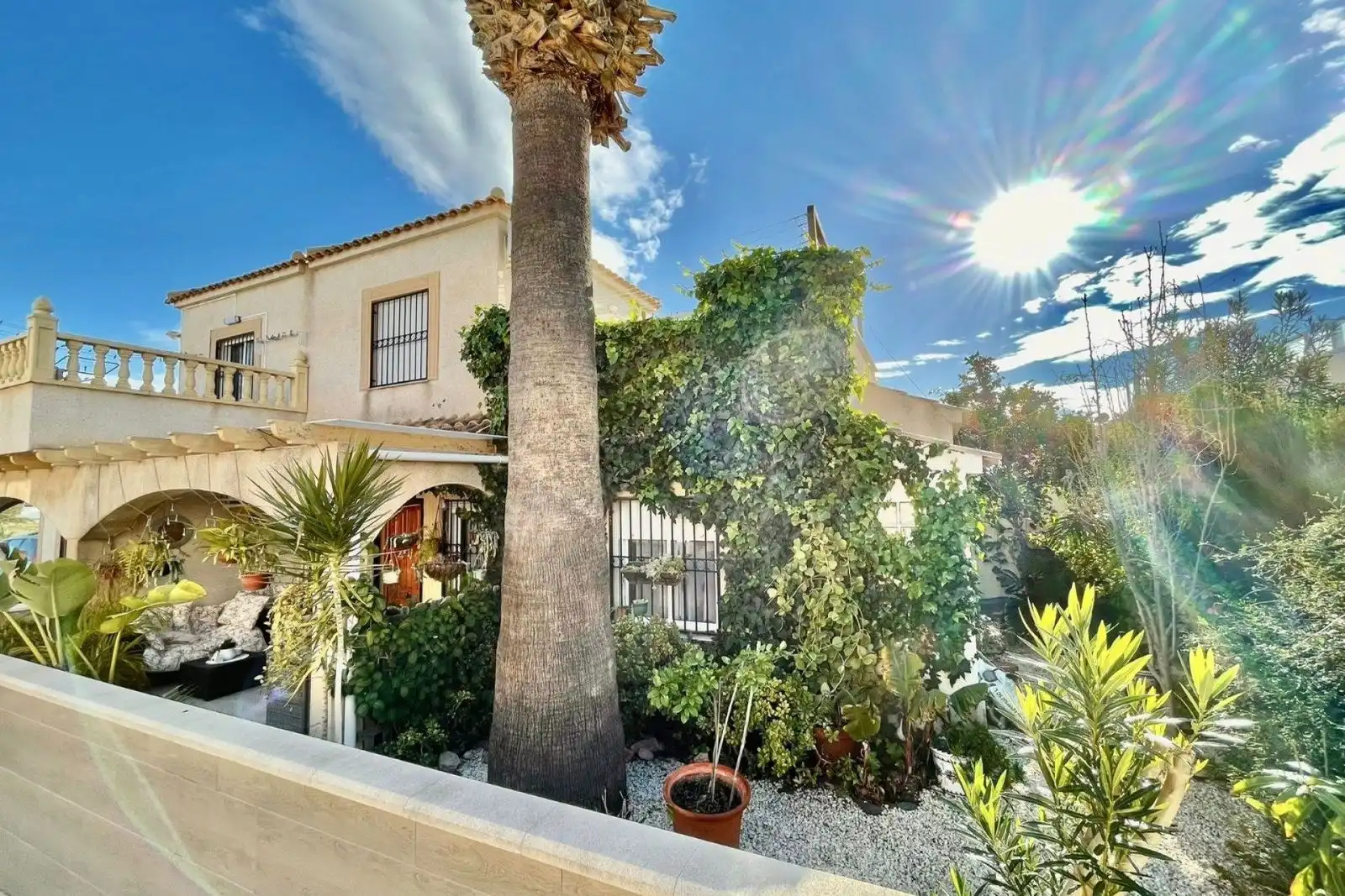 Maison mitoyenne avec jardin à vendre à Orihuela Costa