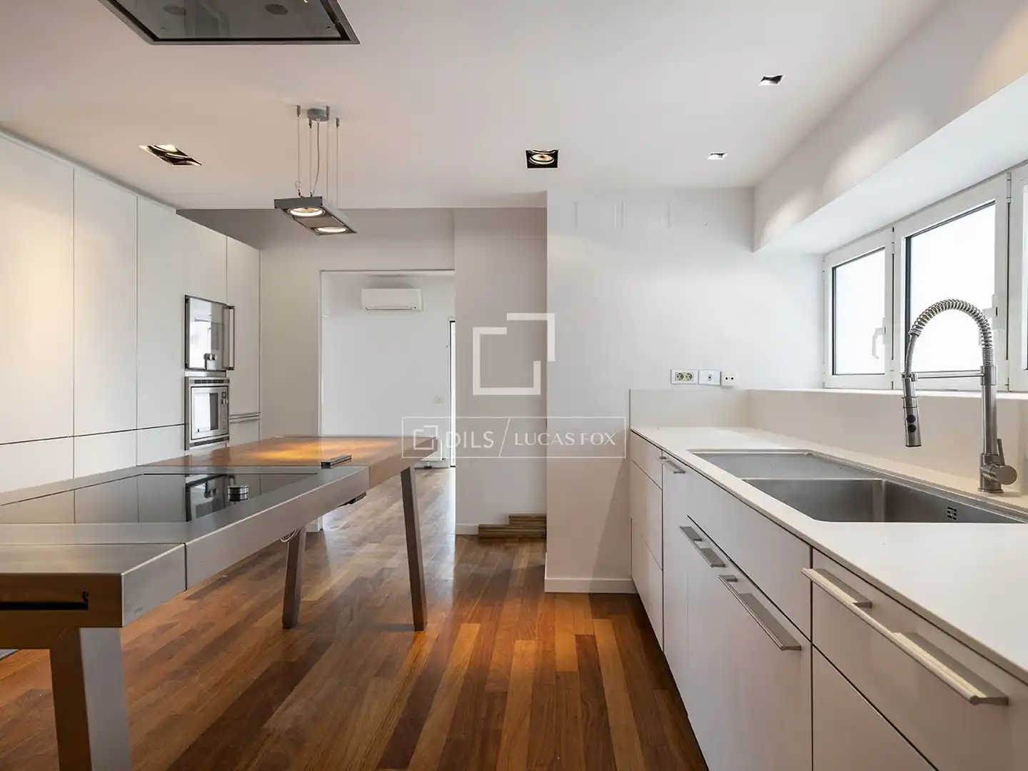 Cocina de Casa o chalet de alquiler en Barcelona con Aire acondicionado, Calefacción y Parquet