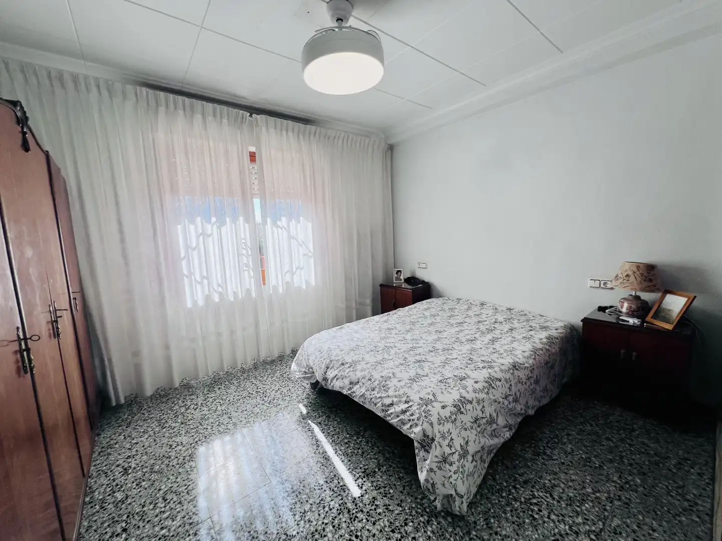 Dormitori de Casa o xalet en venda en Petrer amb Aire condicionat, Jardí privat i Terrassa