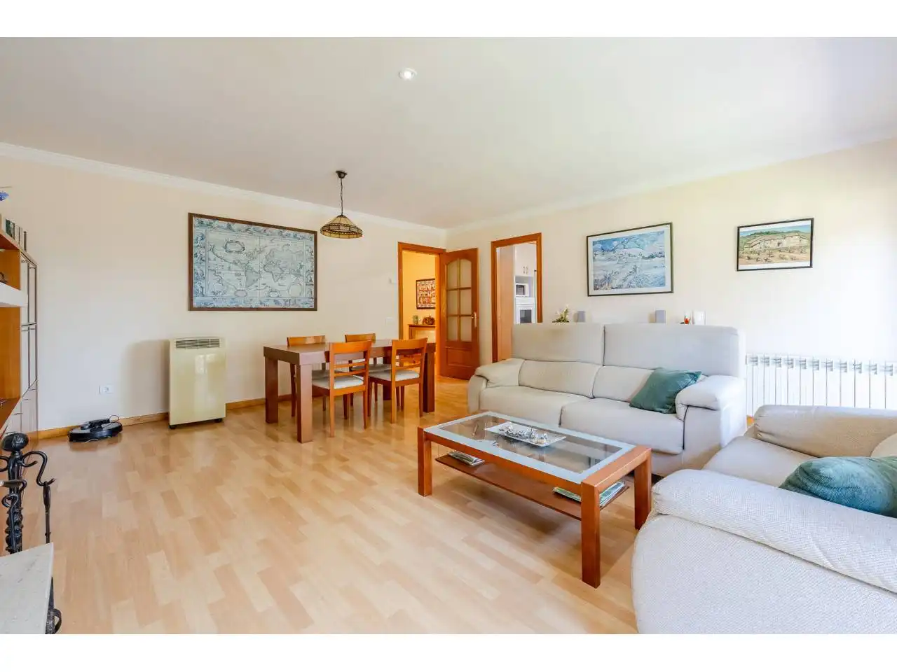 Sala d'estar de Casa o xalet en venda en Santpedor amb Calefacció, Jardí privat i Parquet