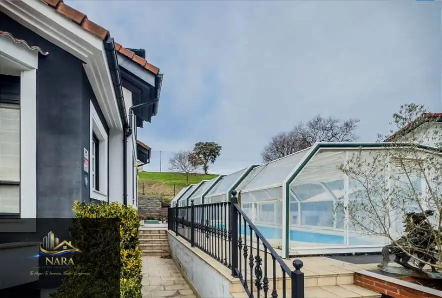 Swimming pool of Houses for sale in Meruelo  with Air Conditioner, Private garden and Terrace