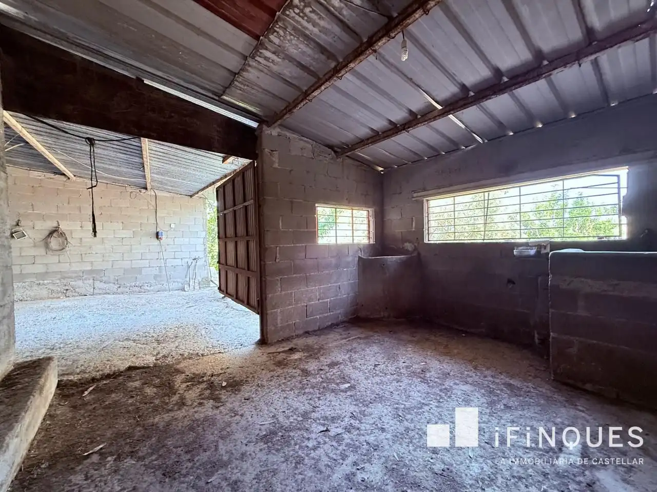 Finca rústica en venda en Castellar del Vallès amb Aire condicionat, Jardí privat i Terrassa