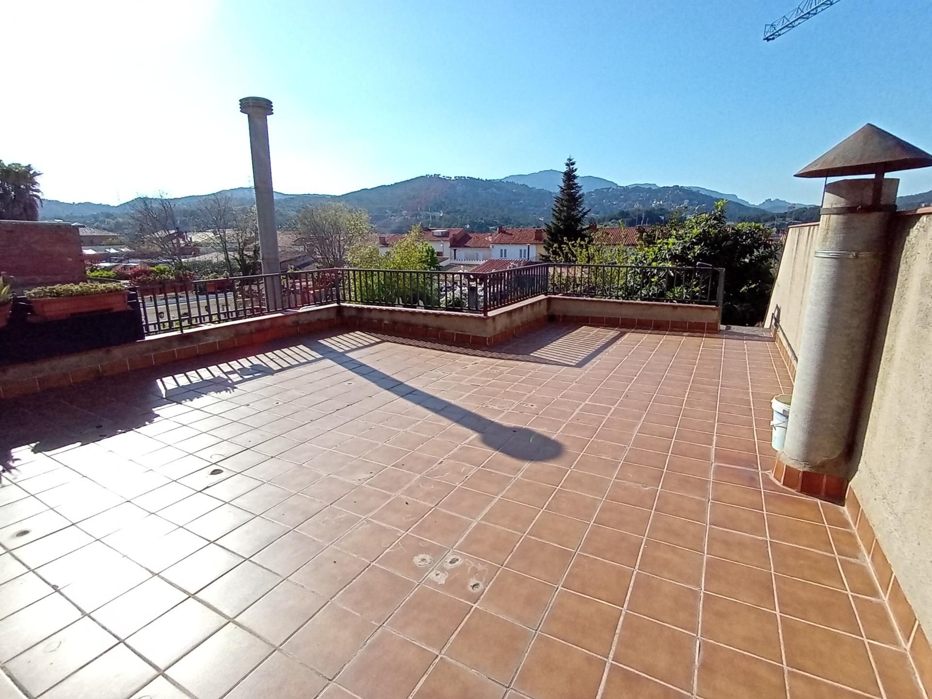 Attic for sale in Poble - Casc Antic