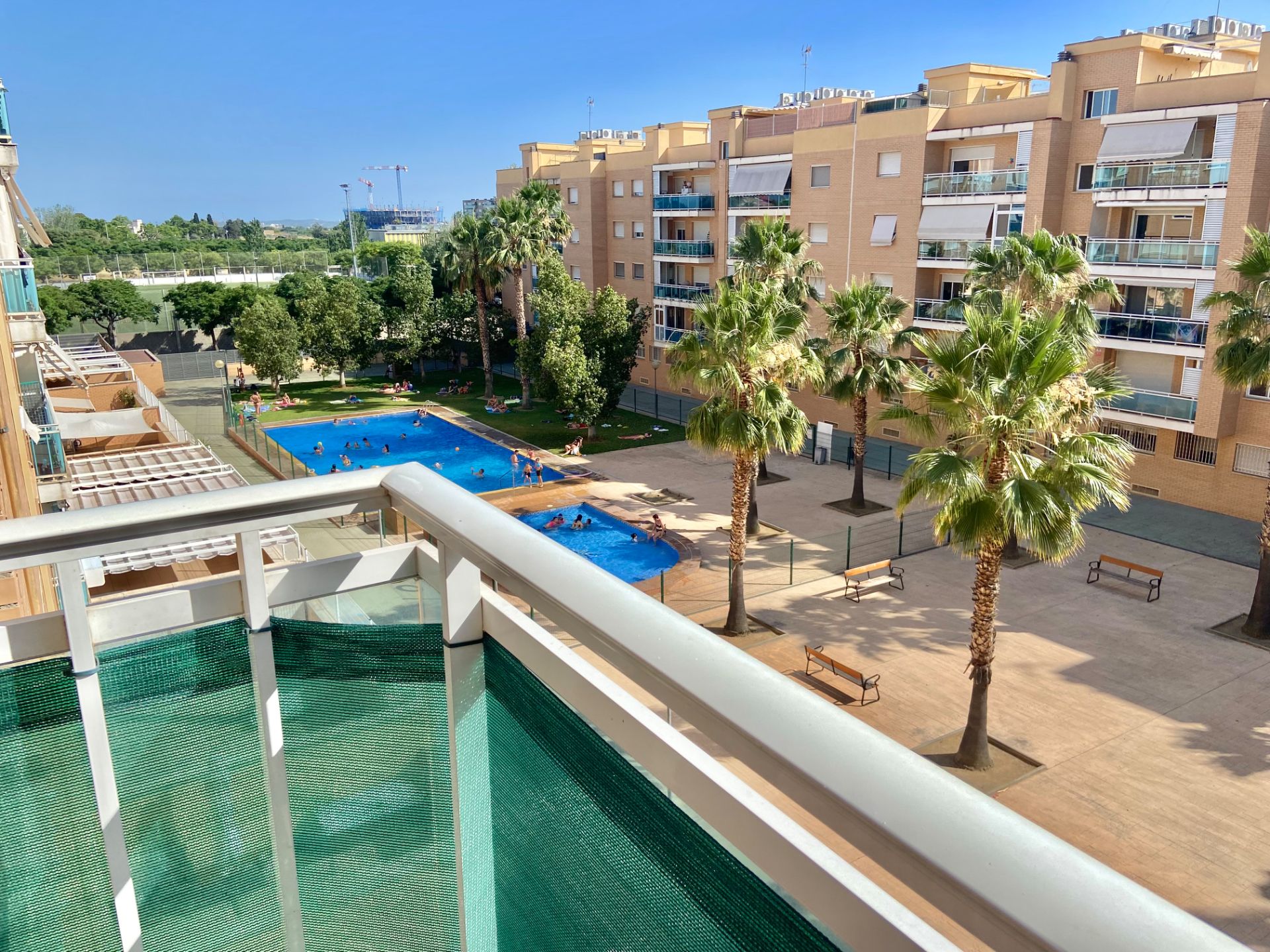 Swimming pool of Flat for sale in Reus  with Air Conditioner, Heating and Private garden