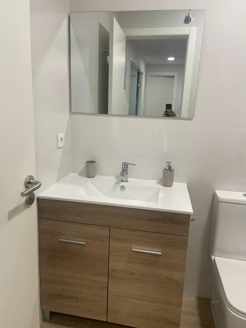 Baño de Piso de alquiler en Santiago de Compostela  con Amueblado