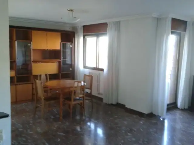 Dining room of Flat for rent in Zaragoza  with Heating, Furnished and Oven