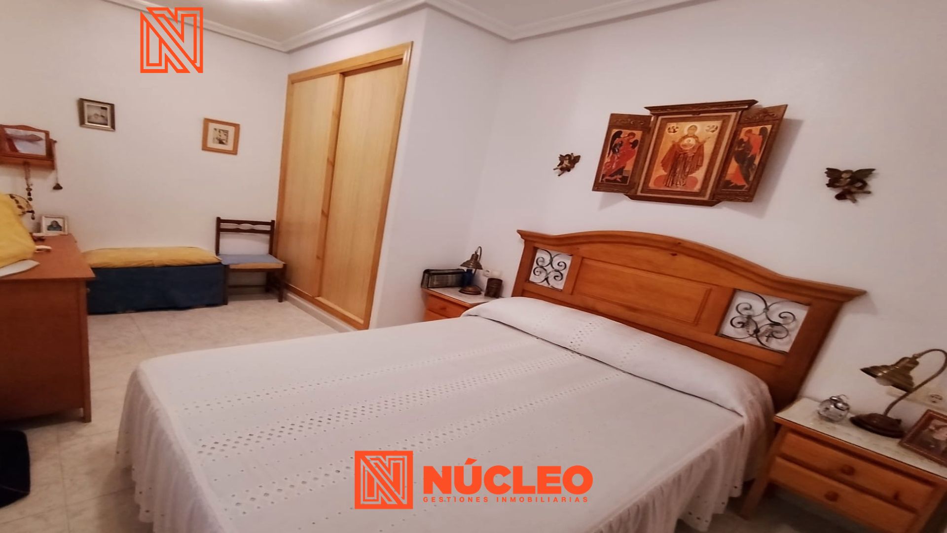 Bedroom of Flat for sale in Torrevieja  with Terrace, Furnished and Oven