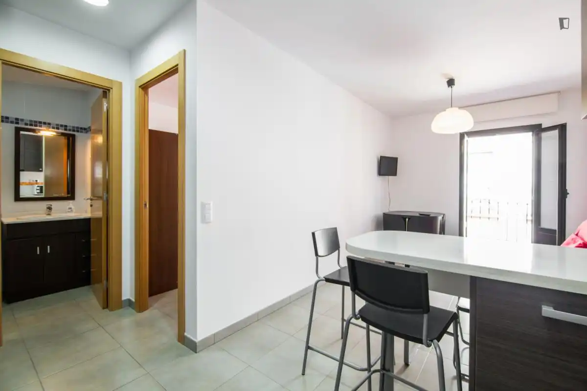 Appartement compact avec ascenseur à louer à Ciutat Vella, imagen 11