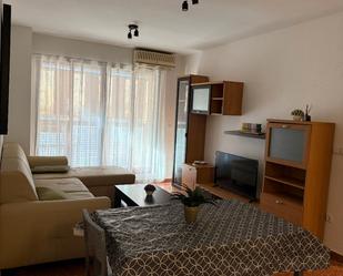 Sala d'estar de Apartament de lloguer en  Valencia Capital amb Aire condicionat, Moblat i Forn