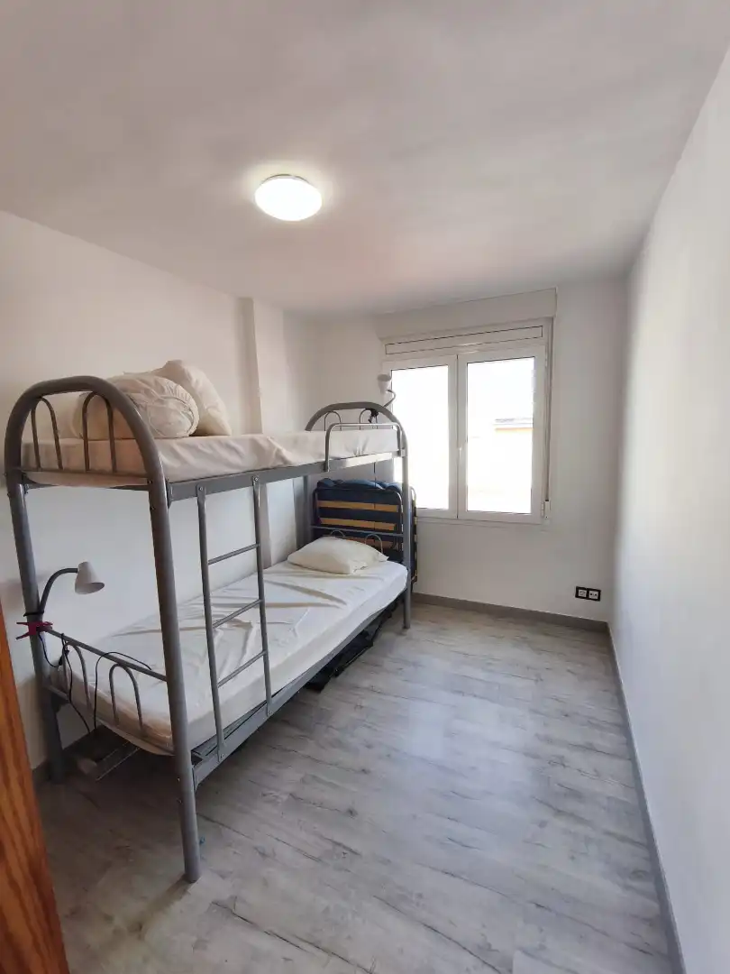 Habitación de Piso en venta en Salou con Calefacción, Parquet y Terraza