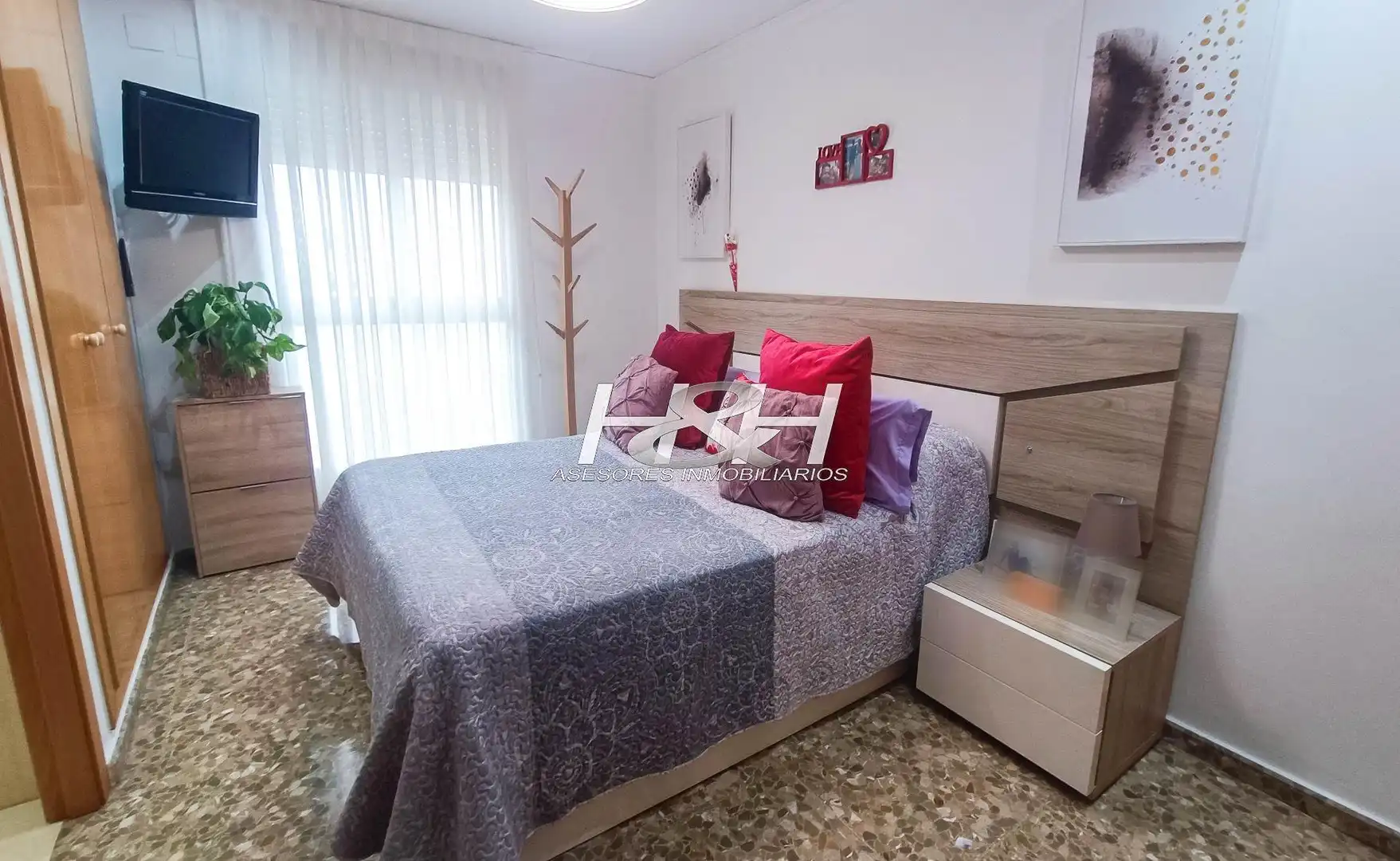 Habitación de Piso en venta en Valencia con Trastero y Balcón