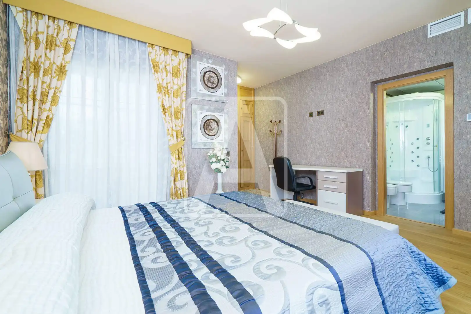 Chalet con piscina en venta en Marisol Park - Ortembach - Los Almendros, imagen 17