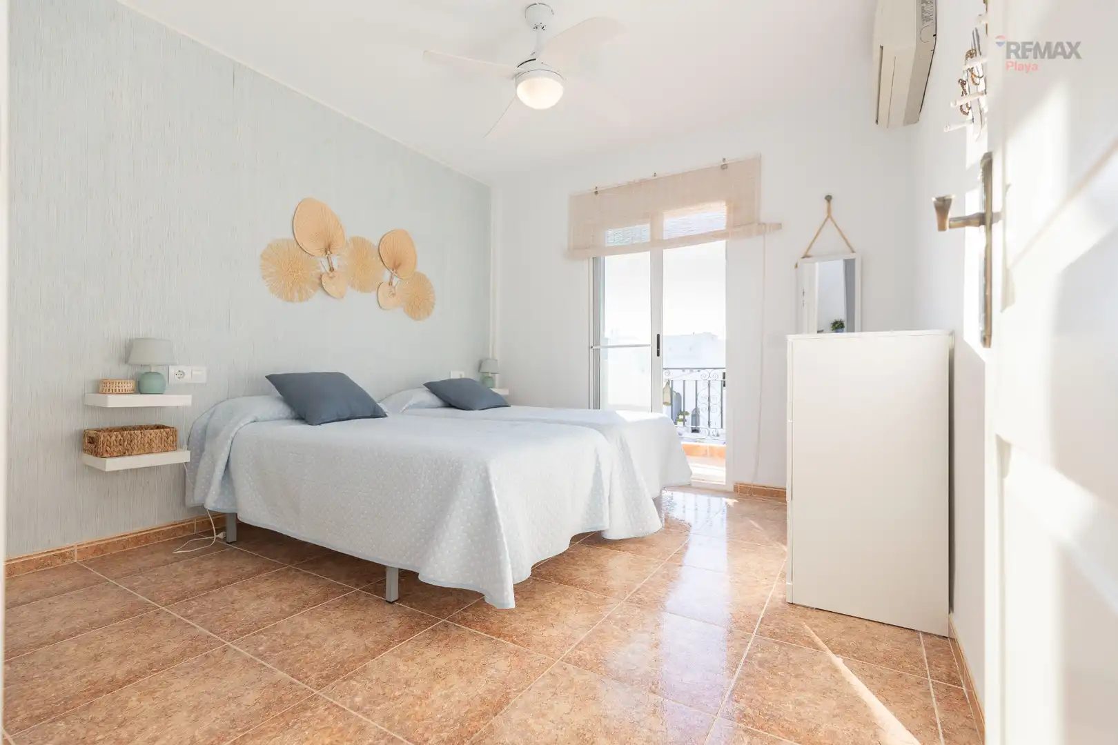 Terraced house with pool for sale in Calle Magallanes 142, imagen 17