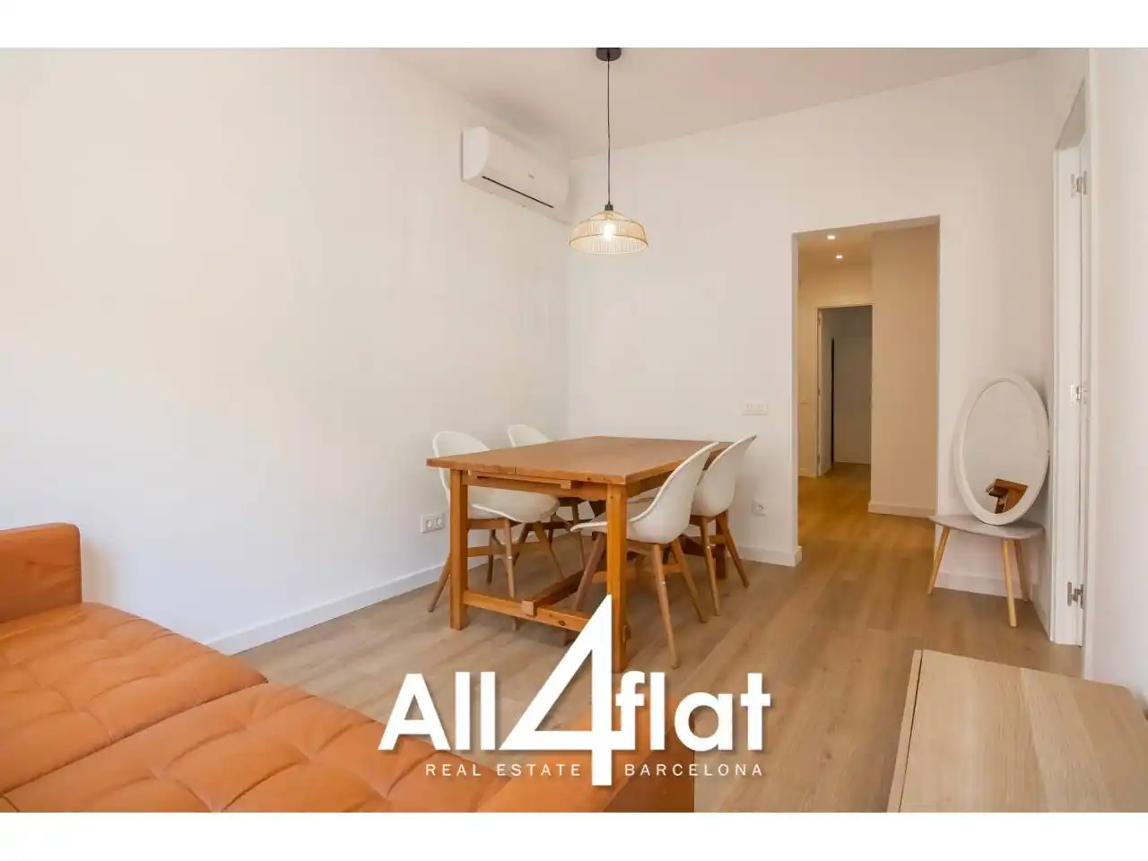 Exterior view of Flat for rent in Barcelona  with Air Conditioner and Alarm
