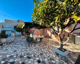 Vista exterior de Casa o xalet en venda en Calafell amb Aire condicionat, Terrassa i Piscina