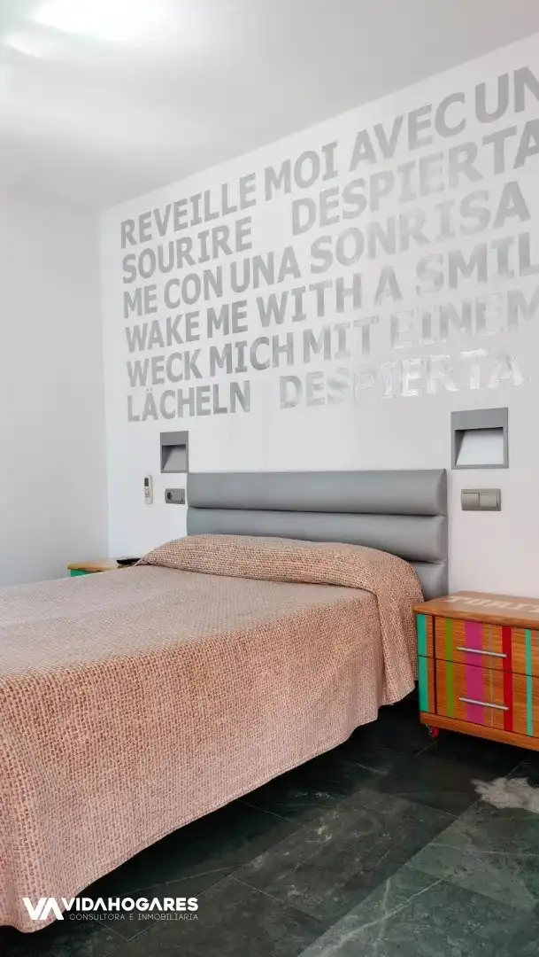 Habitación de Edificio en venta en Rota