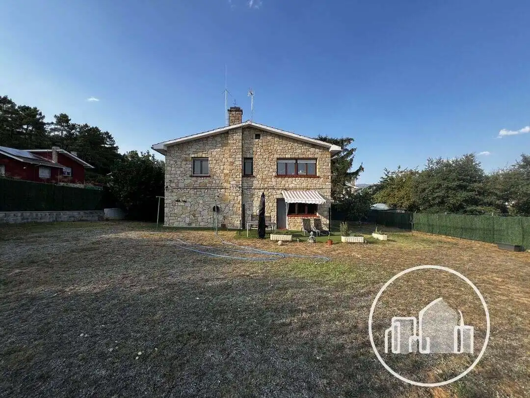 Casa in vendita a Valle de Tobalina