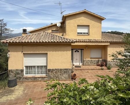 Vista exterior de Casa o xalet en venda en Vallgorguina