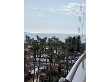 Apartamento con piscina en venta en Calle Amplaries 1