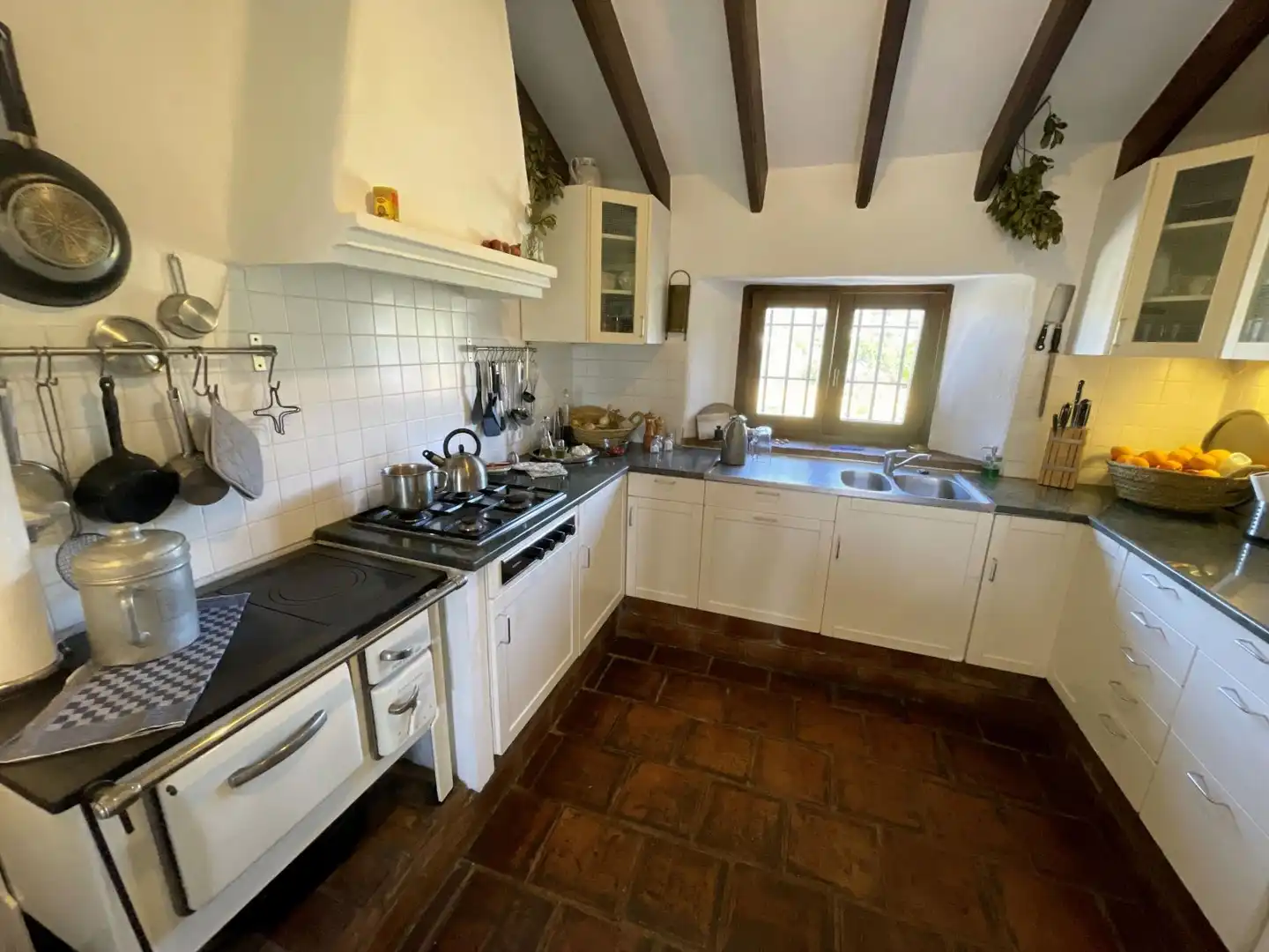 Küche von Country house zum Verkauf in Villanueva de la Concepción mit Klimaanlage, Heizung und Privatgarten