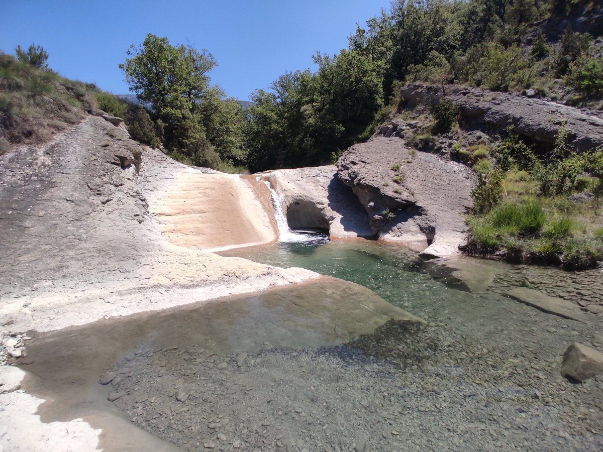 Swimming pool of Country house for sale in Foradada del Toscar