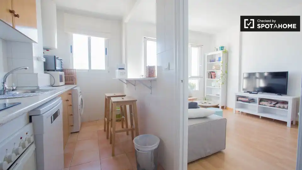 Kitchen of Flat for rent in Valencia  with Air Conditioner, Heating and Furnished